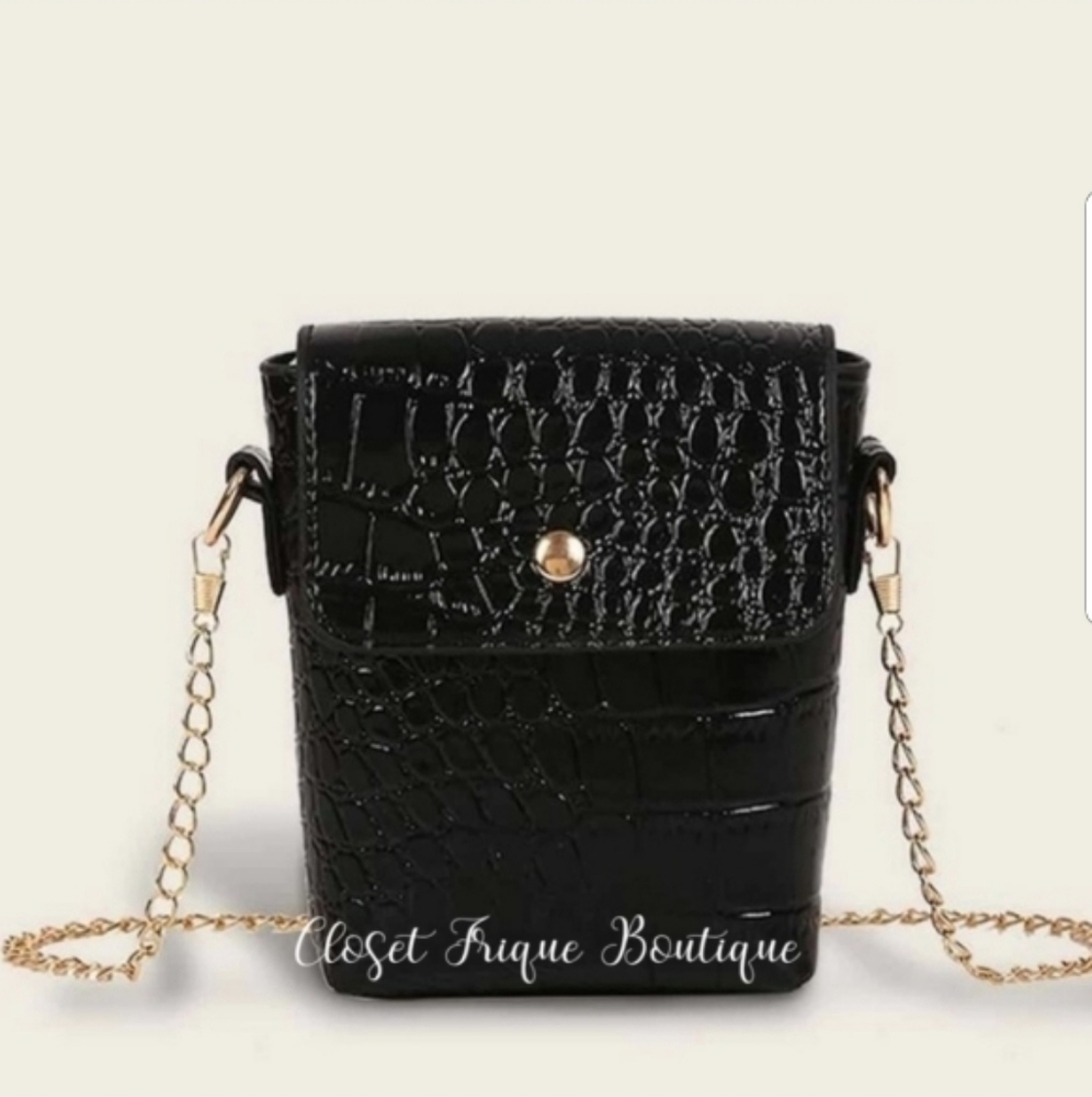 🆕️👜 Faux Croc Crossbody Bag 👜